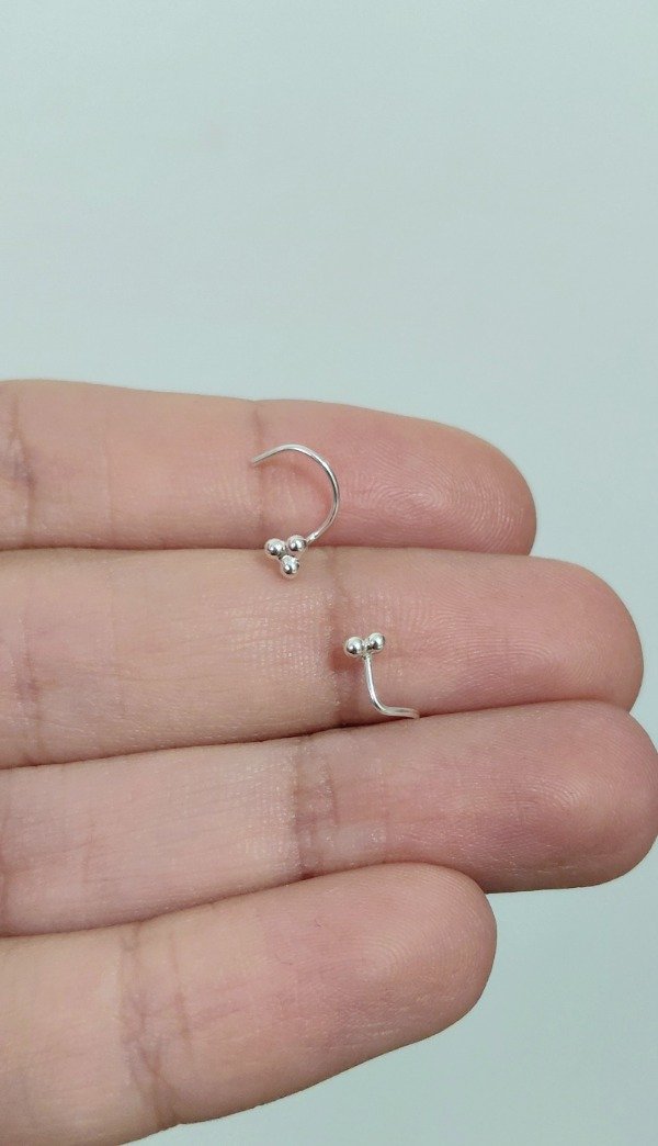 Producto - Piercing de Plata Nariz Rulo con 3 Bolitas (unidad)