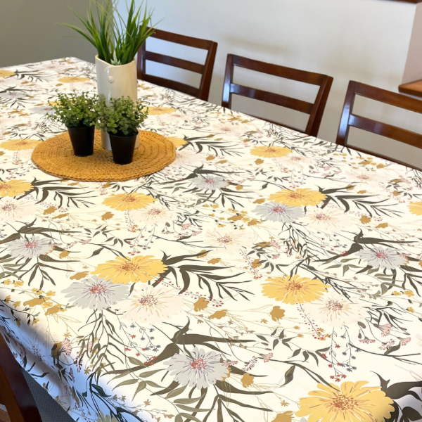 Producto - Mantel Impermeable FLores de Campo