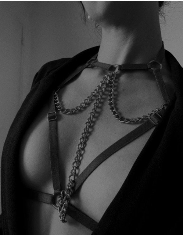 Producto - Arnés de pecho con cadenas