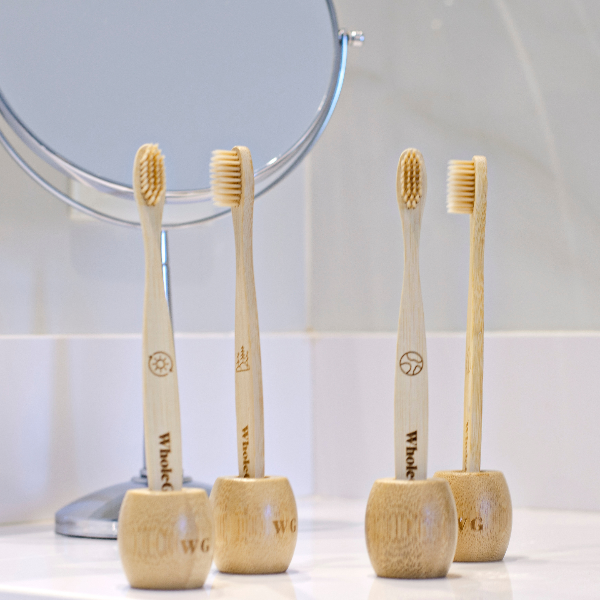 Producto - Cepillo de Dientes de Bambú - Whole Green