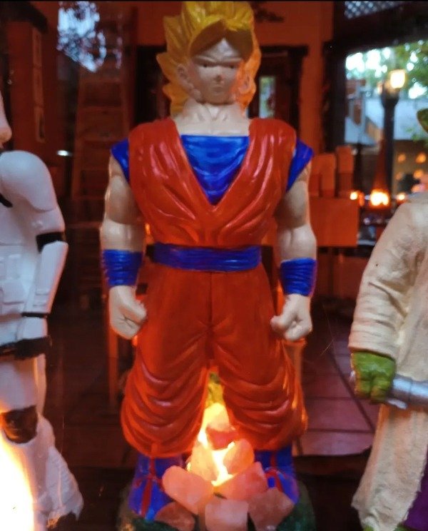 Producto - Lámpara de Sal Goku - 1