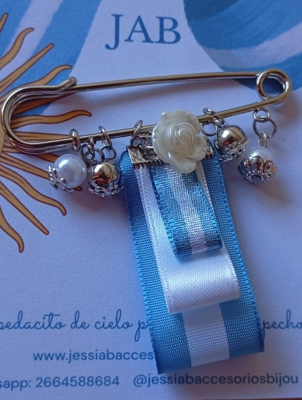 Producto - Escarapela broche ruana