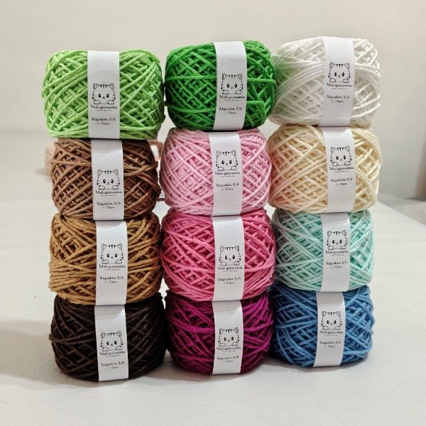 Producto - Combo Hilo de algodón 8/6 - 12 ovillos de 30 grs