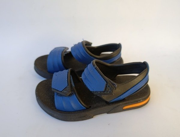Producto - SANDALIAS DE GOMA TALLE 24