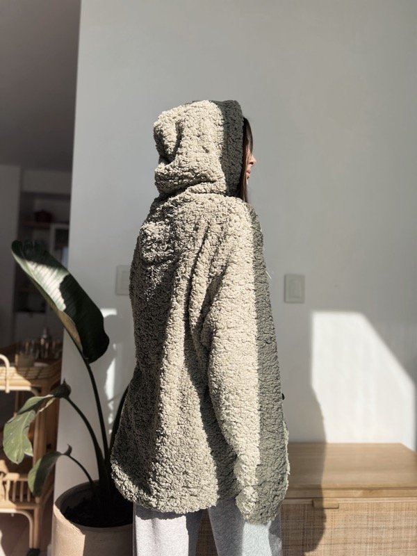 Producto - HOODIE OVERSIZED CORDERITO Verde Seco - 3