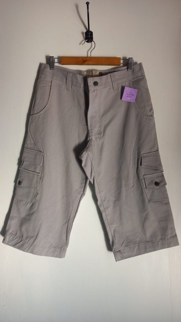 Producto - BERMUDA CLEWE GRIS