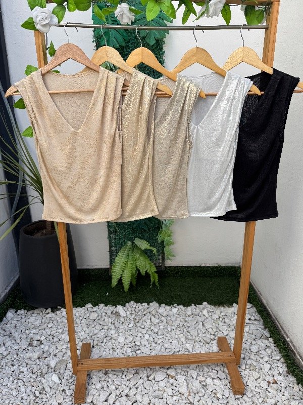 Producto - Musculosa V metalizada drapeada