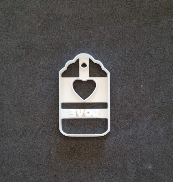 Producto - Tag con corazon con formita