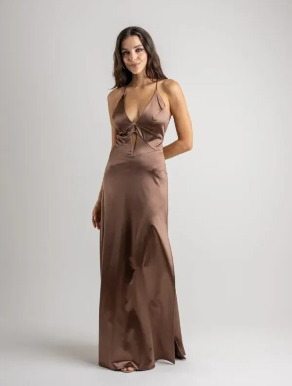 Producto - Vestido Largo Satinado con Tajo y Escote Cut Out - 6