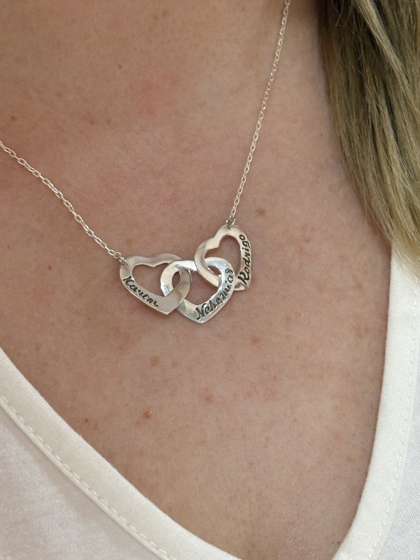 Producto - Collar con corazones