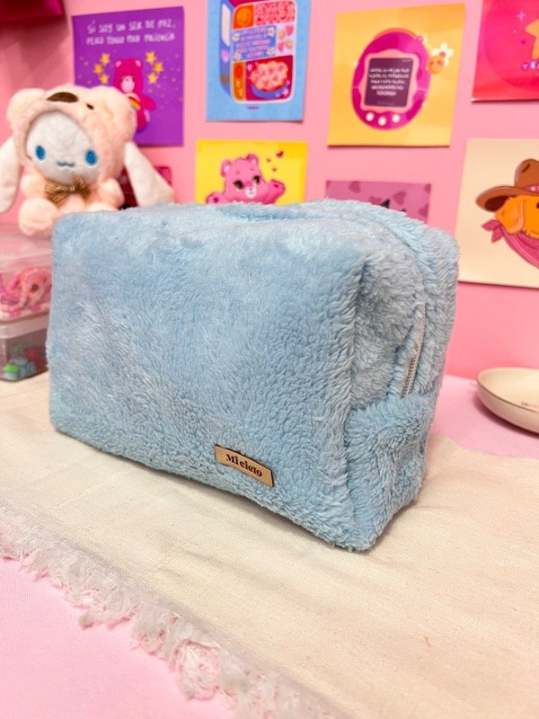 Producto - NECESER POLAR SOFT CELESTE