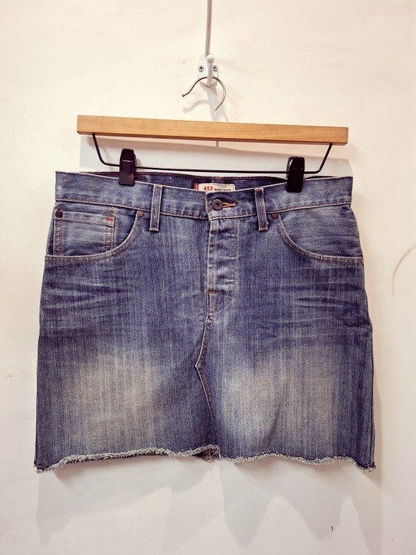 Producto - Pollera de jean LEVIS 2