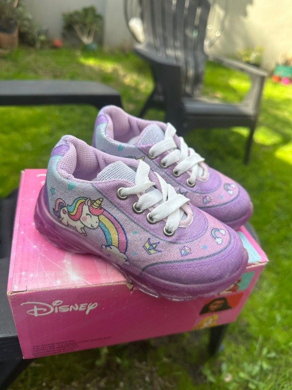 Producto - UNICORNIO DEPORTIVA INFANTIL IMPORTADA
