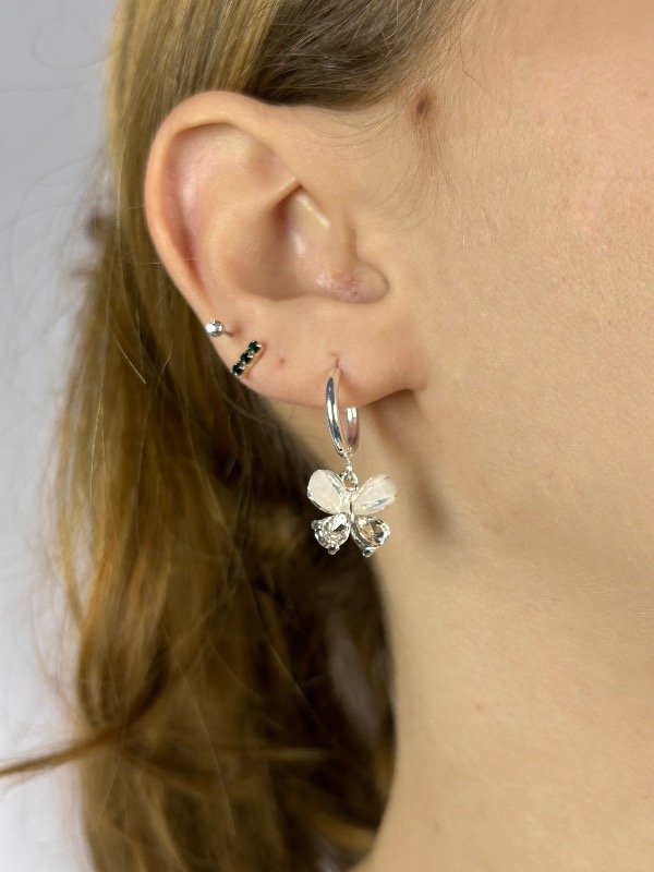 Producto - ARGOLLAS MARIPOSAS CUBICS BLANCOS 1090