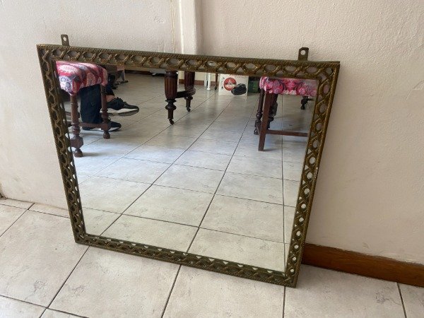 Producto - DRESSOIRE DE BRONCE CON MARMOL 87x26x90 Y ESPEJO DE BRONCE 68x60 #10689