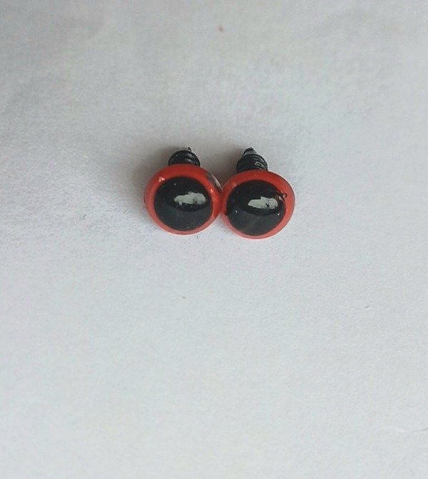 Producto - Ojitos de Seguridad número 10/10mm x 10 pares