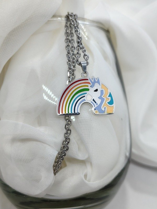 Producto - Dije unicornio con arcoiris