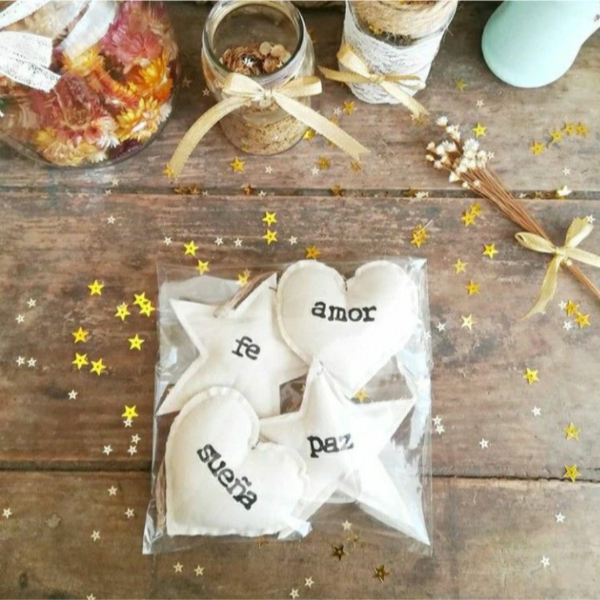 Producto - Adornos navideños de tela