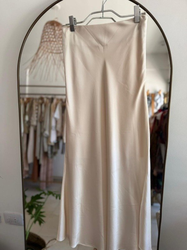 Producto - Falda Lencera