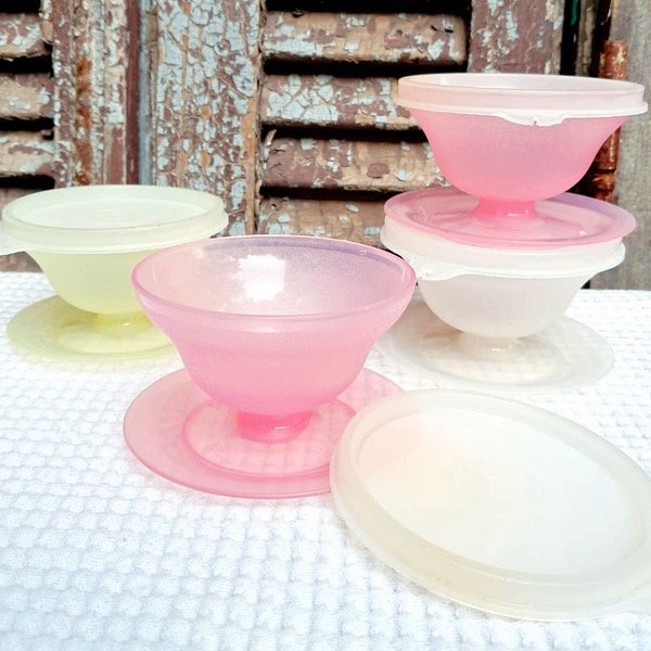Producto - Compoteras con tapa "Tupperware"  Vintage