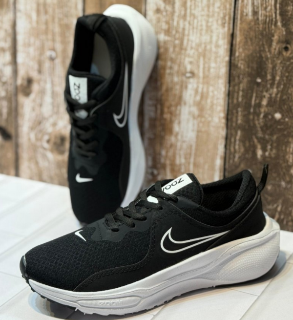 Producto - Nike ZOOM RUN