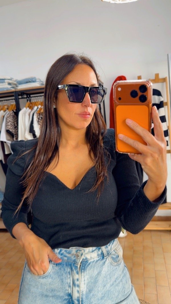 Producto - Princesa escote corazón Negra