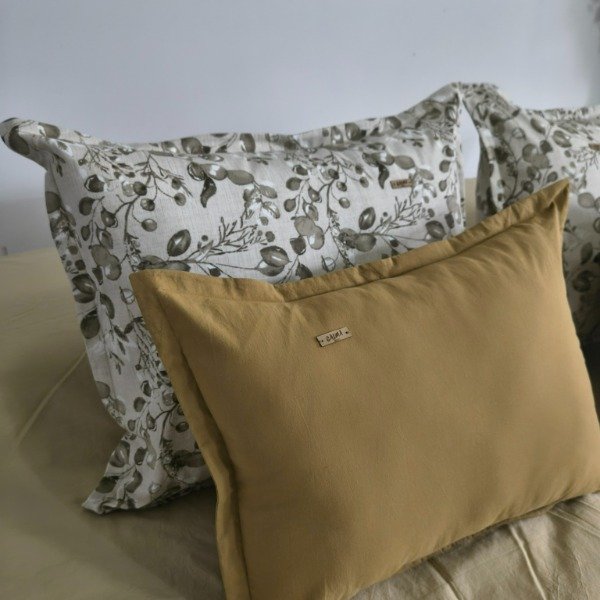 Producto - Combo x4 Almohadones - 50x60 Flores + 40x50 Kaqui - Tela Tusor - 2