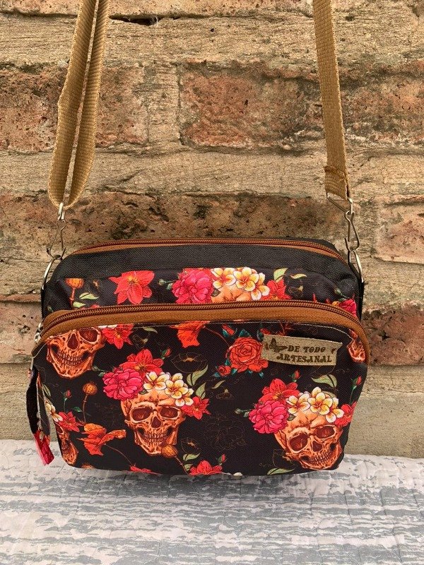 Producto - Cartera Rosas y Calaveras
