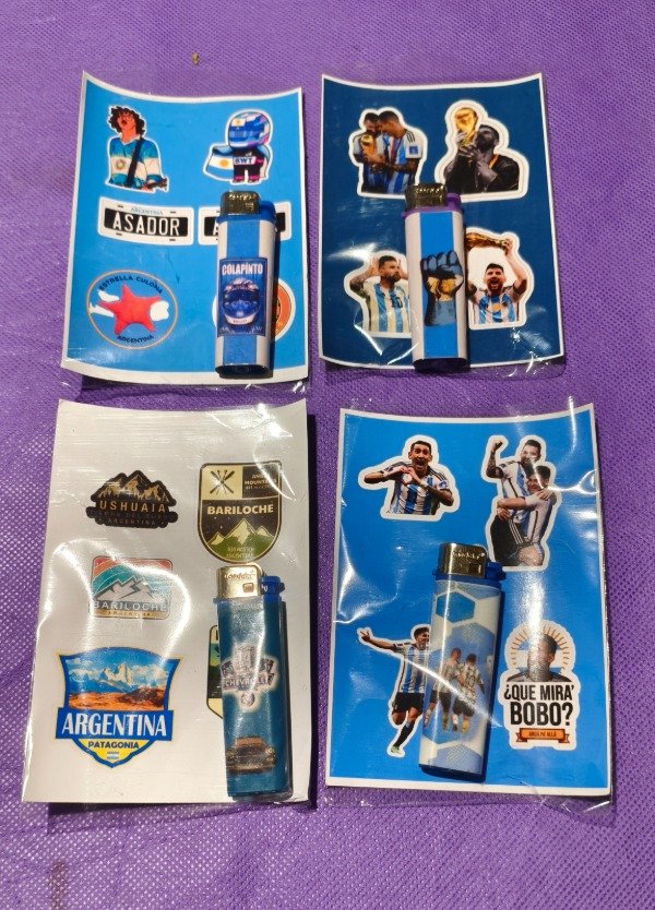 Producto - PLANCHA DE STIKERS + ENCENDEDOR PERSONALIZADO - 0
