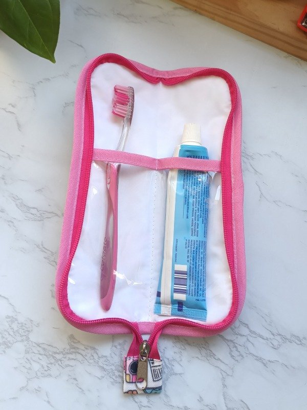 Producto - Estuche higiene bucal - 7
