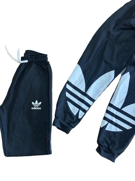 Producto - Pantalón Adidas