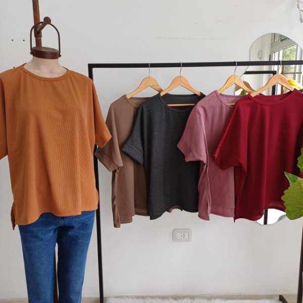 Producto - 495 - REMERA OVERSIZE WAFFLE