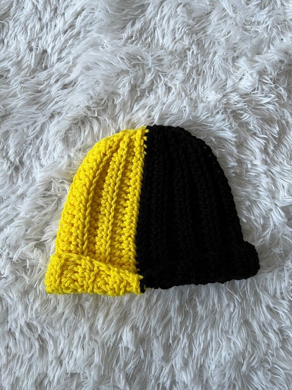 Producto - Beanie crochet amarillo/negro