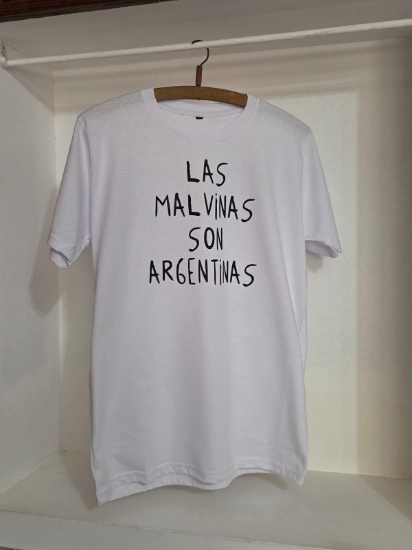 Producto - Remera "Las Malvinas Son Argentinas"