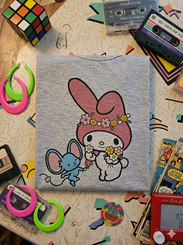 Producto - Remera Mujer My Melody y Ratón Gris
