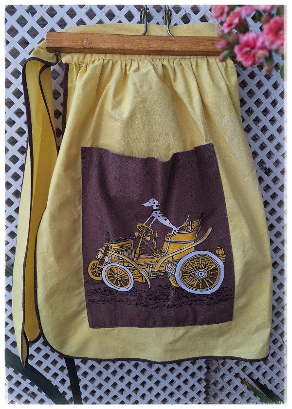 Producto - Delantal Falda Amarillo diseño perrito