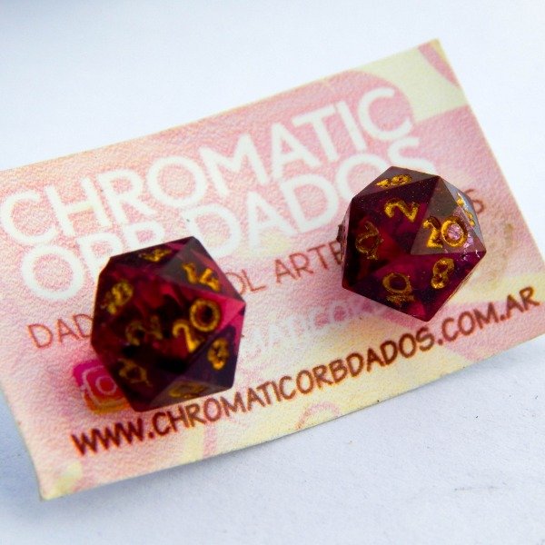 Producto - Par de Aritos: D20 Burdeo