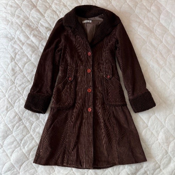 Producto - renata love brown jacket