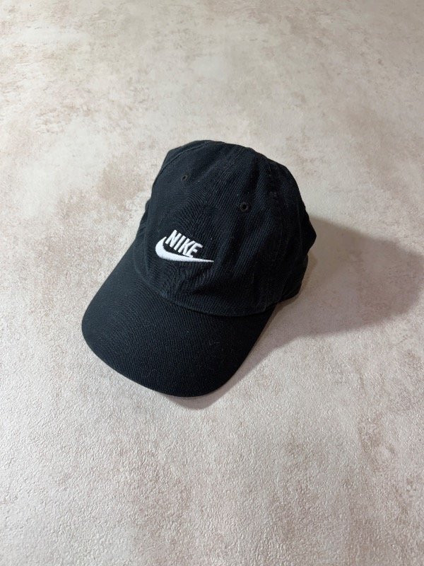 Producto - Gorra Nike negra T.Regulable Original - 0