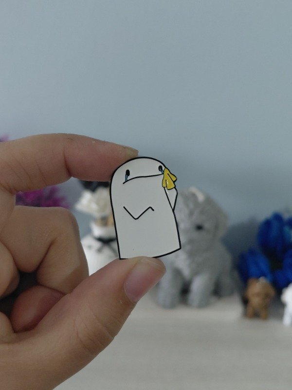 Producto - Pin metalizado - Flork #1922