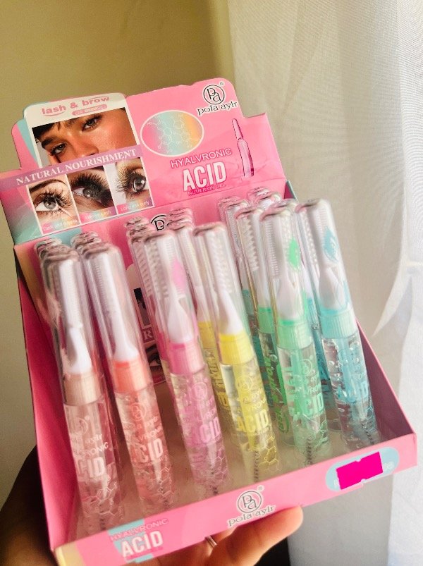 Producto - Máscara para pestañas y cejas con ácido hialuronico