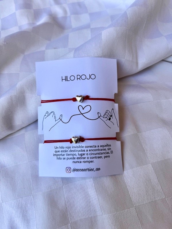 Producto - Pulseras hilo rojo corazón