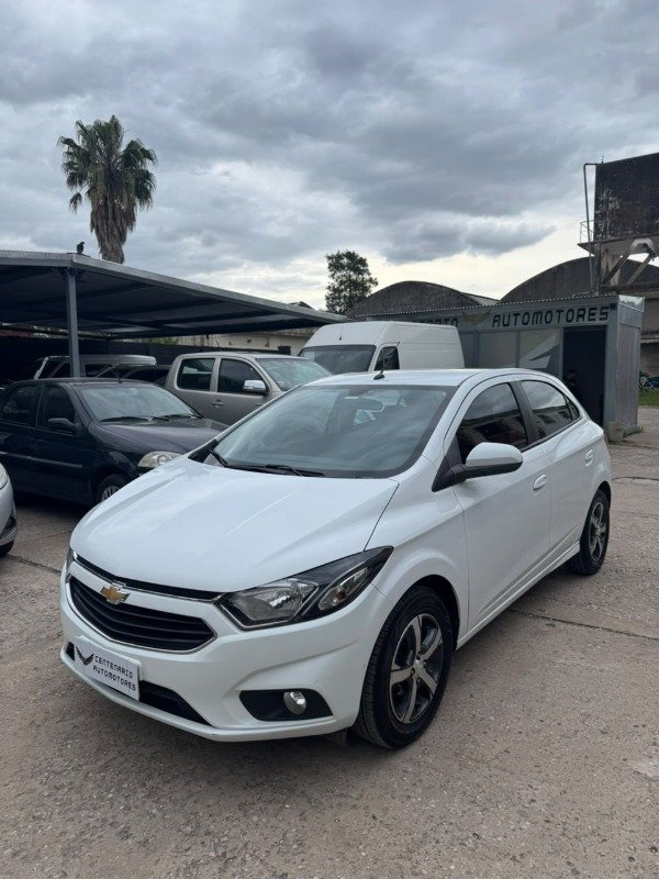 Producto - Chevrolet Onix 1.4 LTZ MT 2017 - 0
