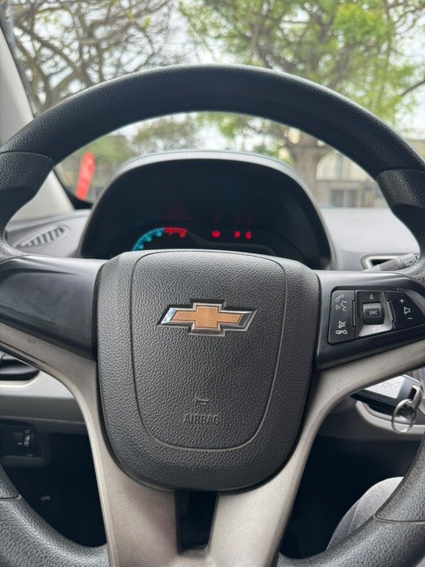 Producto - Chevrolet Onix 1.4 LT MT 2016 - 6