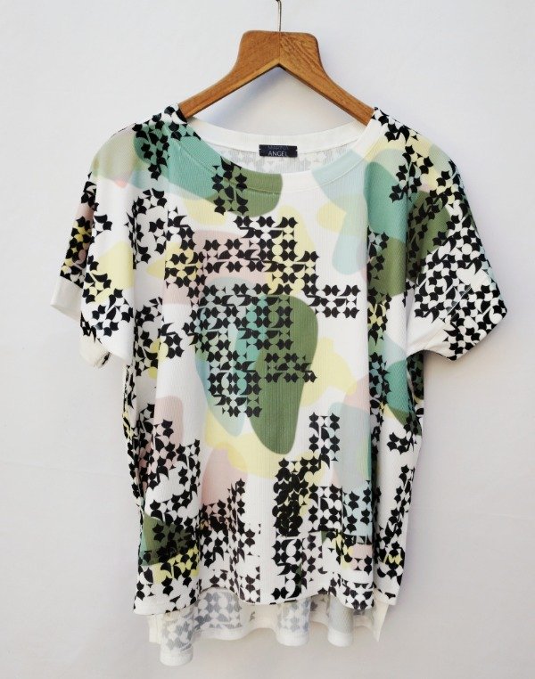 Producto - Remeron Pulso -base blanca estampa Gotas y Manchas-