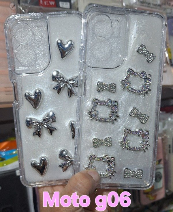 Producto - Fundas reforzadas 360 glitter con charms. Moto g06 - 0