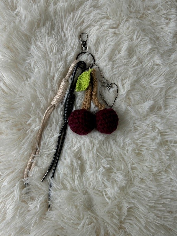 Producto - Llavero Cereza