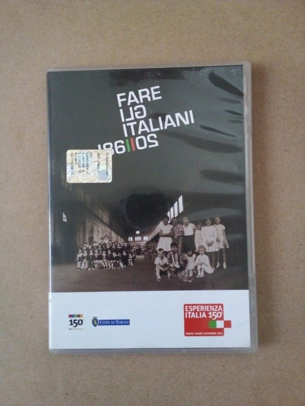 Producto - Fare gli italiani - Studio Azzurro - Esperienza Italia 150 - Doble