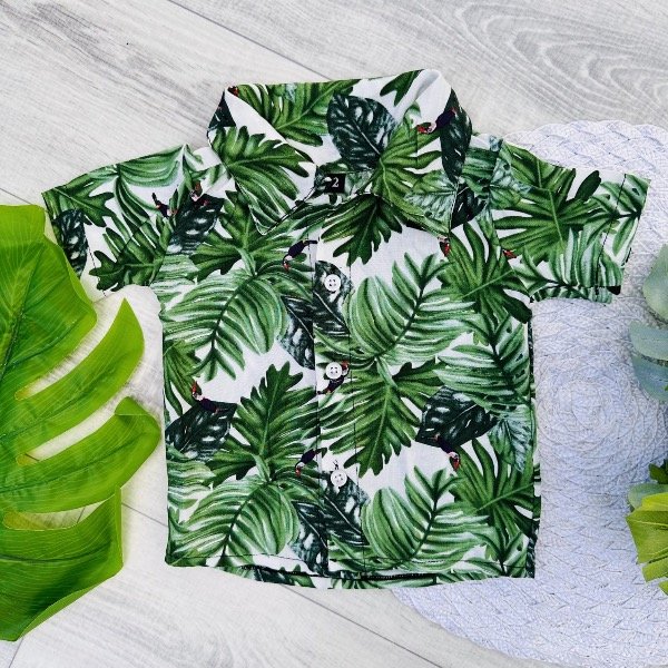 Producto - CAMISA HAWAIANA BLANCA C/VERDE PERICOS