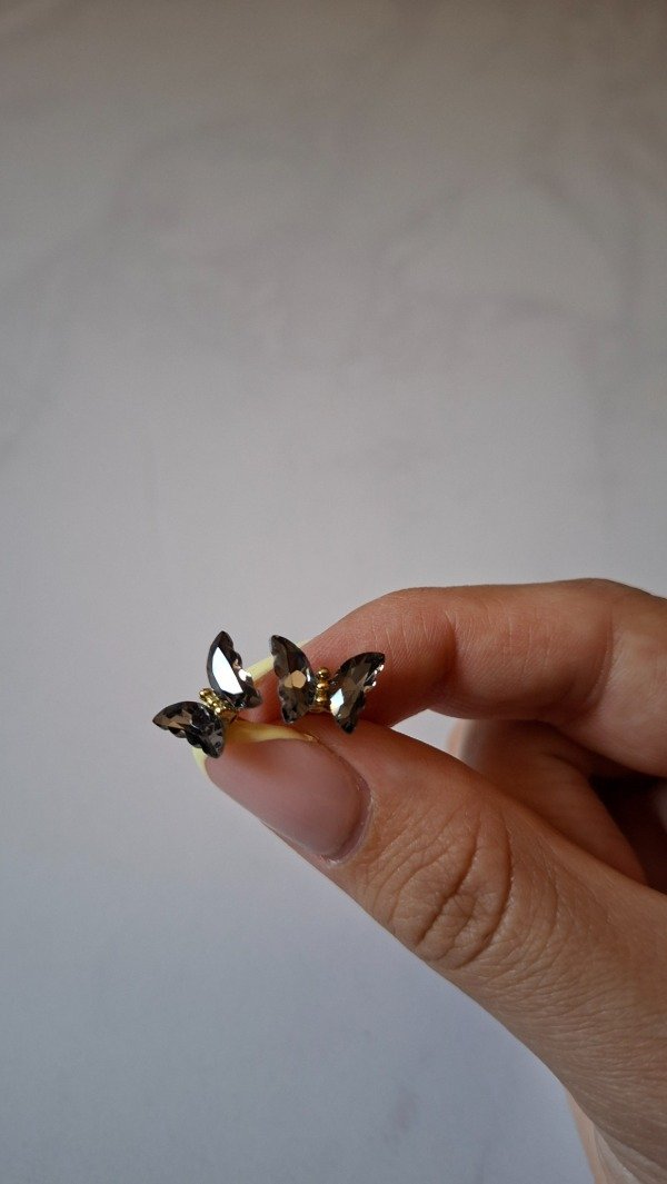 Producto - Aros den acero dorado mariposa negra